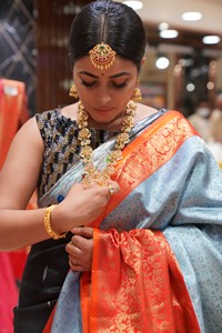 Poorna Saree Stills
